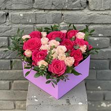 Цветочная композиция из Розы в коробке в Гае