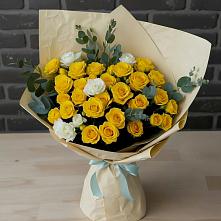 Букет цветов из:  Розы в Гае