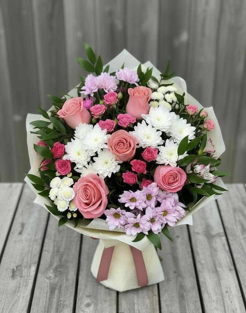 Букет цветов из: Альстромерии, Гвоздики, Розы и Хризантемы в Гае