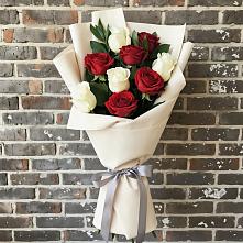 Букет цветов из:  Розы в Гае