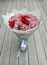 Букет цветов из:  Альстромерии в Гае