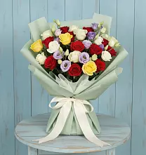 Букет цветов из:  Розы в Гае