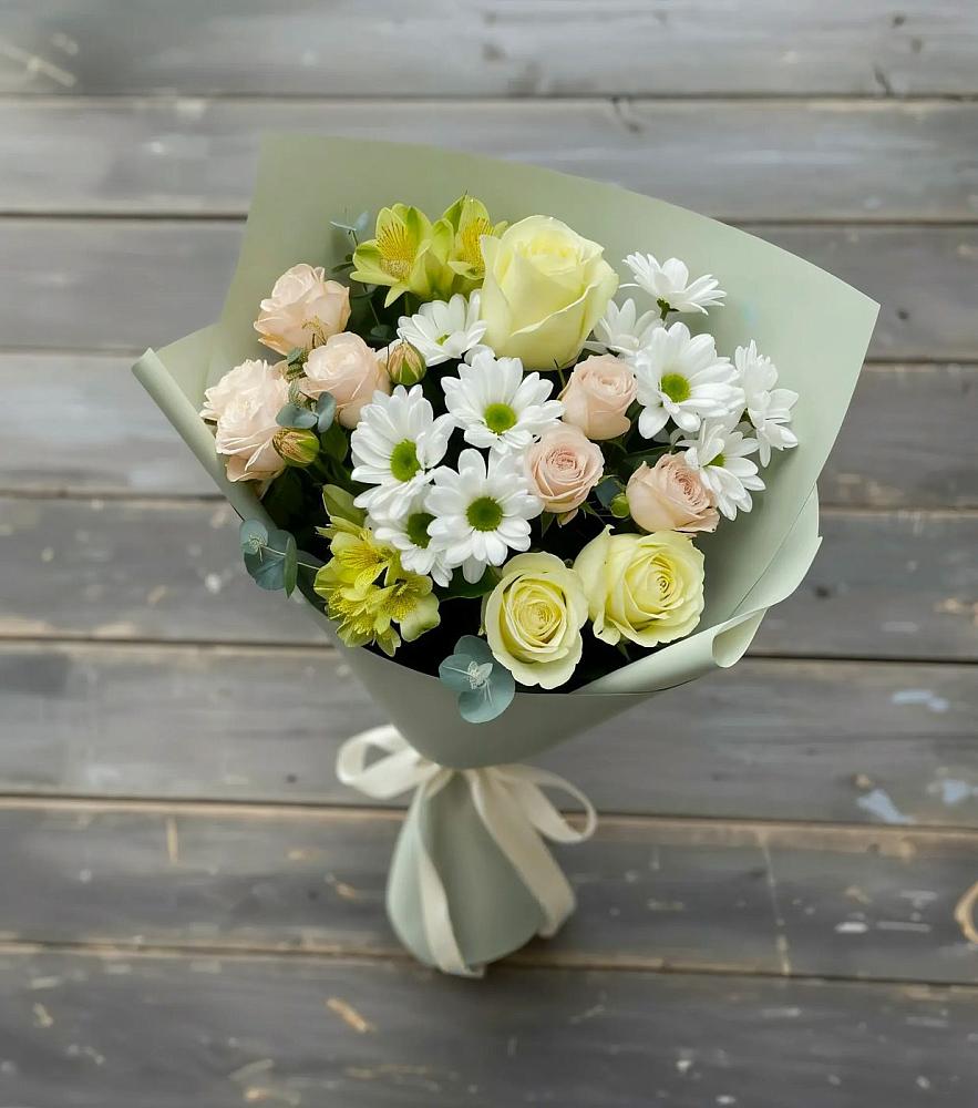 Букет цветов из: Альстромерии, Розы и Хризантемы в Гае