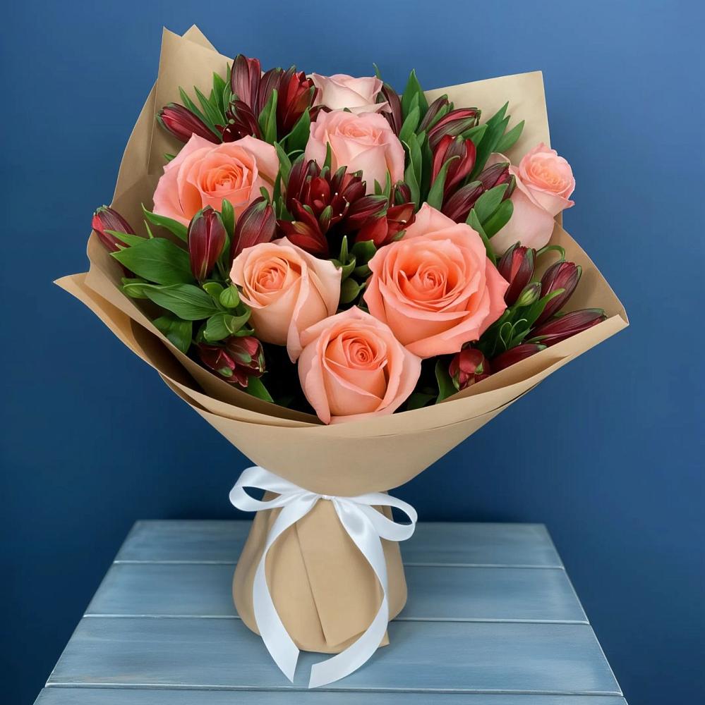 Букет цветов из: Розы и Альстромерии в Гае