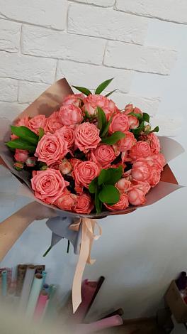 Букет цветов из: Розы в Гае
