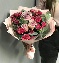 Букет цветов из:  Гвоздики и Розы #REPLACE_PRED# Гае