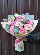 Букет цветов из:  Розы и Гвоздики в Гае