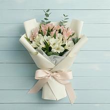 Букет цветов из:  Альстромерии в Гае