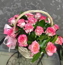 Цветочная композиция из Розы в корзине в Гае