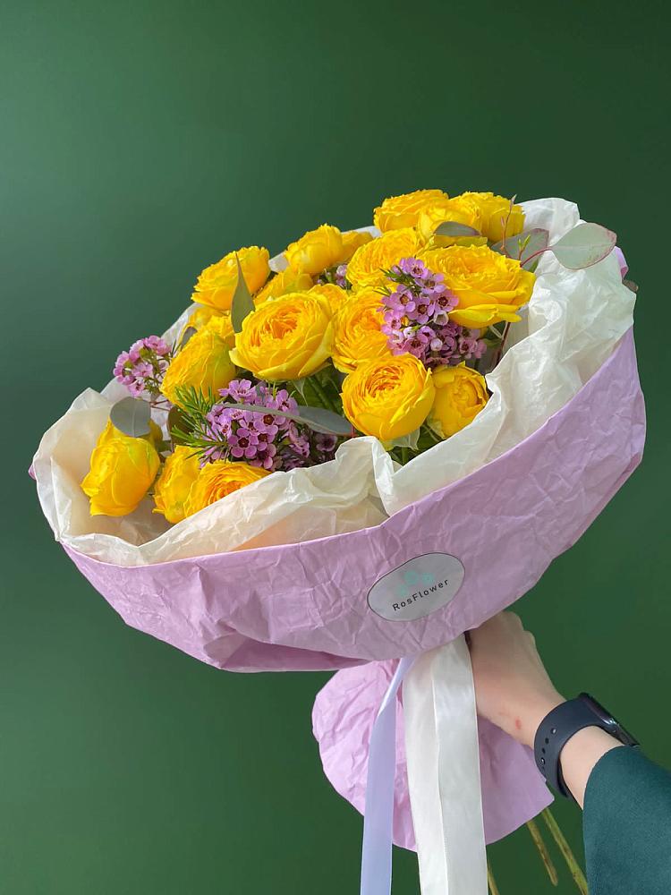 Кустовые желтые розы в Гае Букет Кустовые желтые розы в Гае