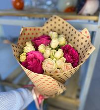 Букет цветов из:  Розы в Гае