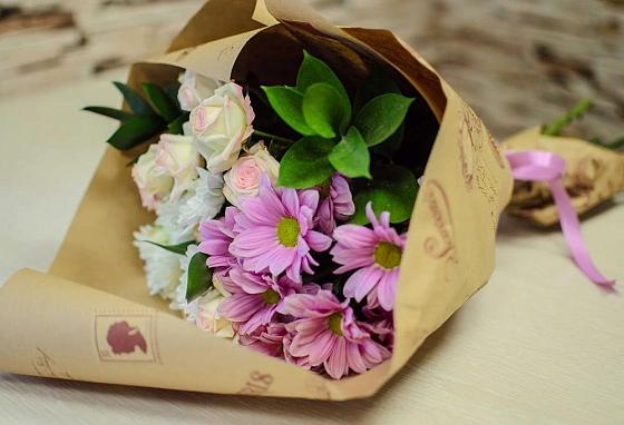 Букет цветов из: Розы и Хризантемы в Гае