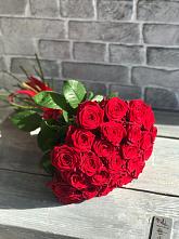 Красные розы Фридом в Гае Букет Красные розы Фридом в Гае