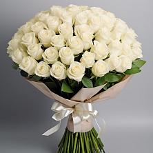 Букет 101 беля роза Белоснежка в Гае