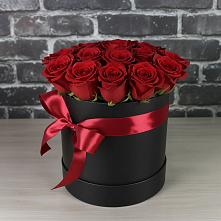 Цветочная композиция из Розы в шляпной коробке в Гае