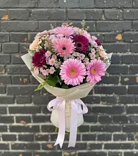 Букет цветов из:  Герберы и Хризантемы в Гае