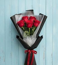 Букет цветов из:  Розы в Гае