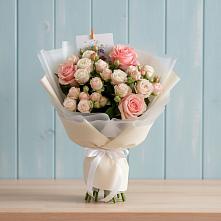 Букет цветов из:  Розы в Гае