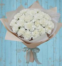 Букет цветов из:  Гвоздики в Гае