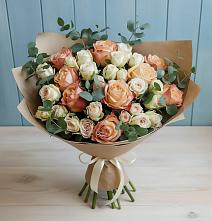 Букет цветов из:  Альстромерии и Розы #REPLACE_PRED# Гае