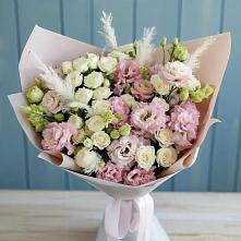 Букет цветов из:  Альстромерии и Розы в Гае